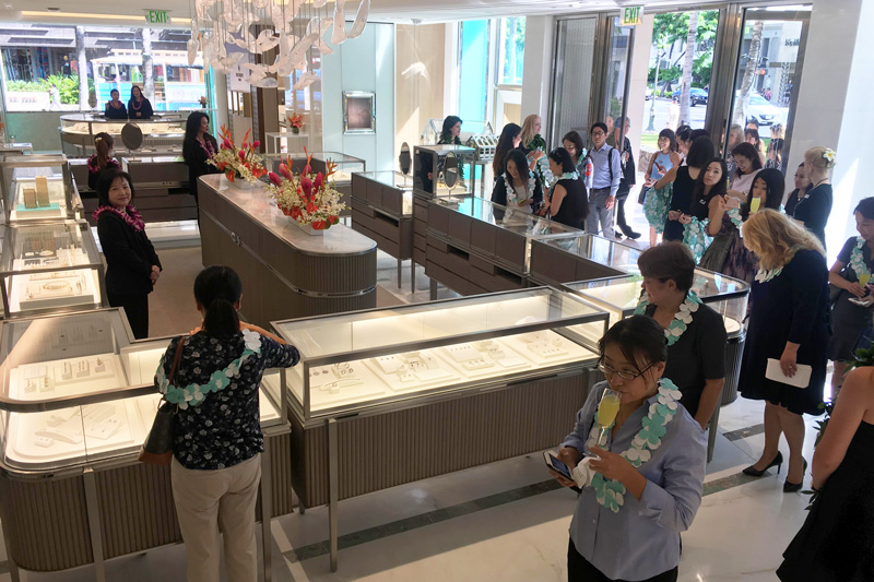 Royal Hawaiian Centerに「Tiffany & Co.」新店舗がオープン！ | BIHI